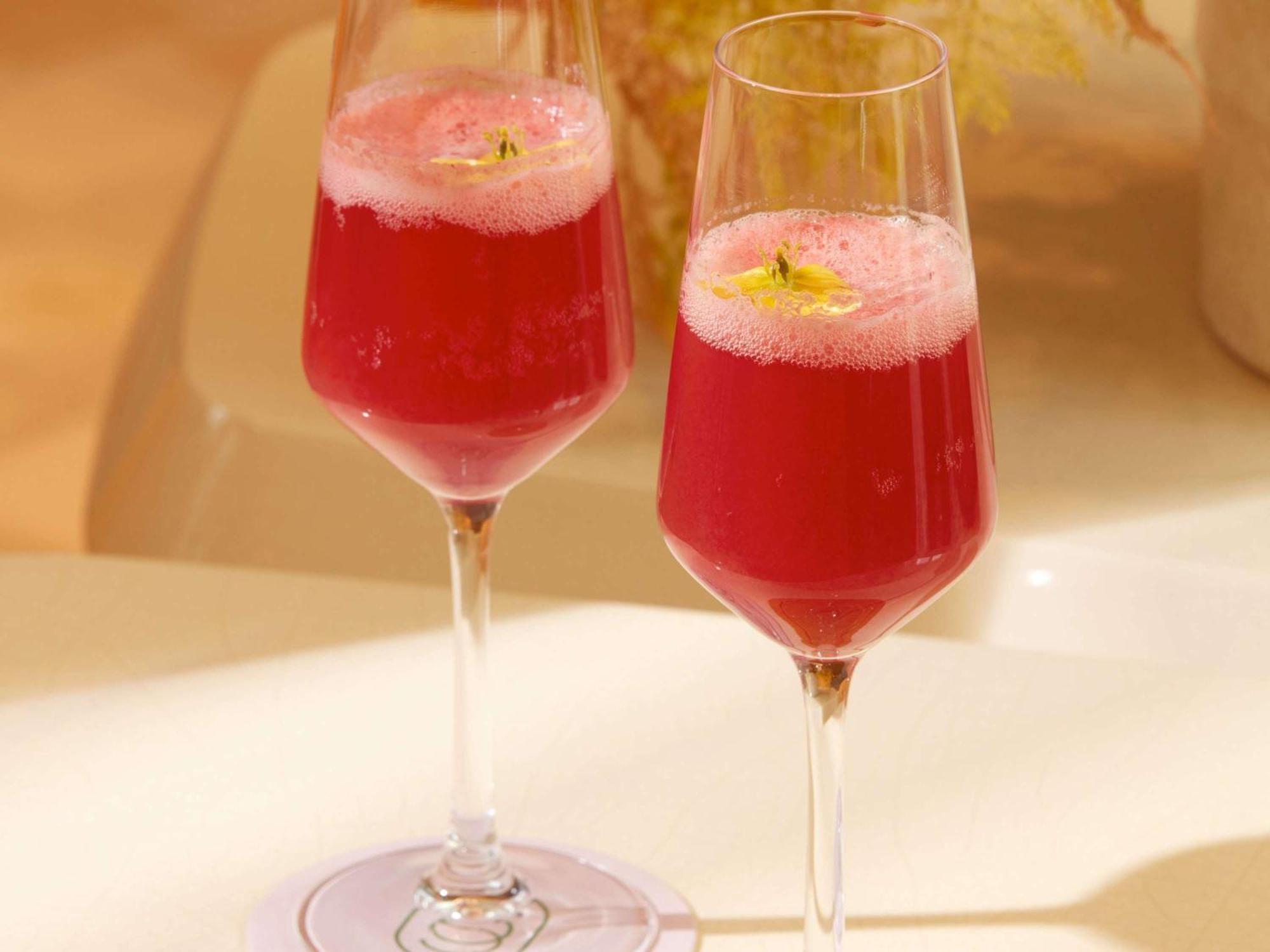 So/ Paris Hotel Zewnętrze zdjęcie A Kir Royale